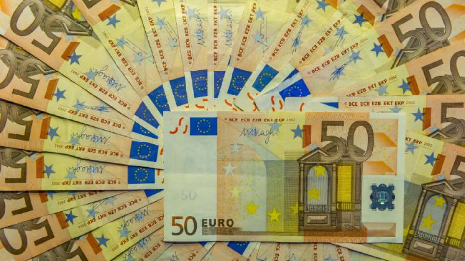 Über 570.000 Minderjährige haben Schulden beim Staat