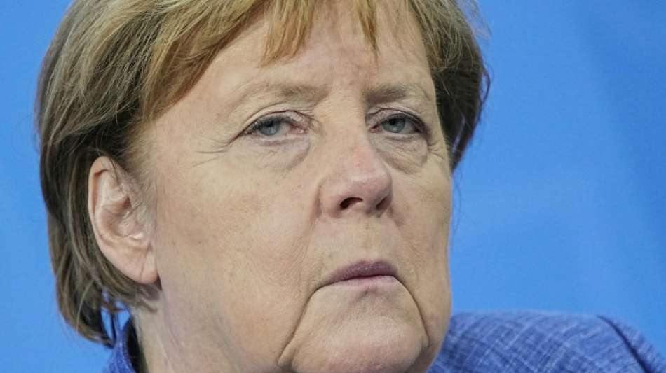 Merkel fordert mehr Anstrengung bei Umsetzung "elektronischer Identit&auml;t"