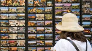 Post erwartet im Sommer wieder mehr Urlaubskarten aus dem Ausland