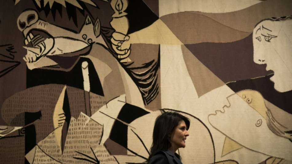 Picassos "Guernica" in Geb&auml;ude des UN-Sicherheitsrats abgeh&auml;ngt