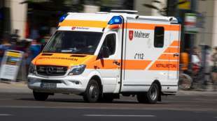 Achtjähriger bei Unfall an Bushaltestelle im niedersächsischen Melle getötet 