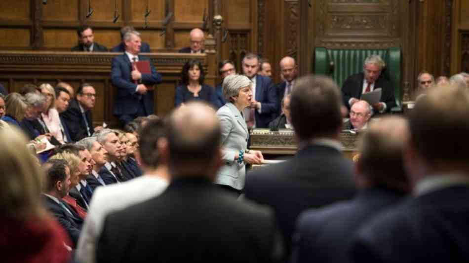Britische Abgeordnete suchen Plan B für den Brexit