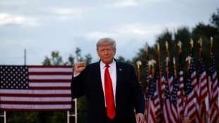 Trump soll sich in Vergangenheit positiv &uuml;ber Hitler ge&auml;u&szlig;ert haben