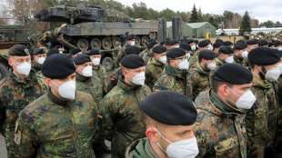 Bundesregierung will pers&ouml;nliche Ausr&uuml;stung der Bundeswehr schnell verbessern