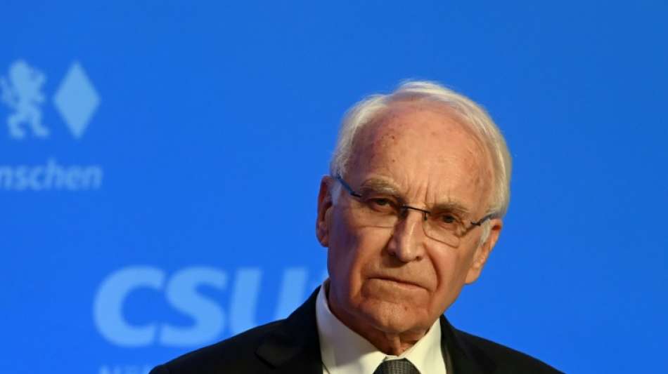 Stoiber hofft auf Einladung von Merkel zu ihr nach Hause