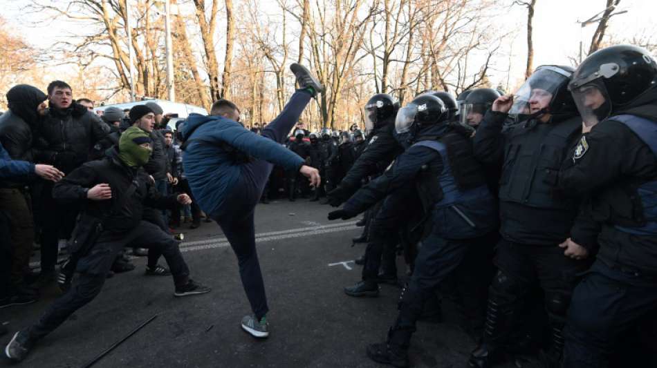 Zusammenstöße bei Protesten gegen geplante Bodenmarktreform in Kiew