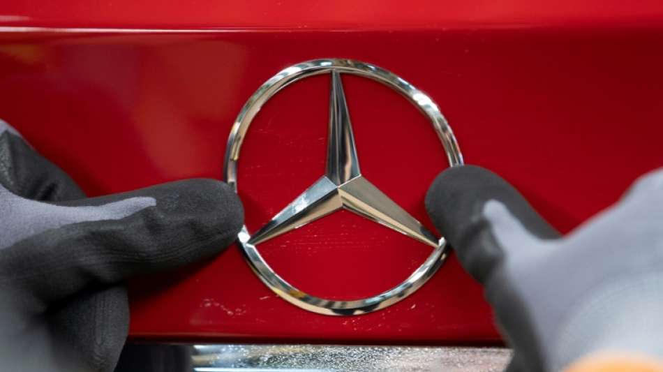 Verbrauchersch&uuml;tzer reichen Musterfeststellungsklage gegen Daimler ein 