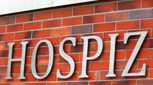 Abgeordnete stellen fraktionsübergreifenden Gesetzentwurf zur Sterbehilfe vor 