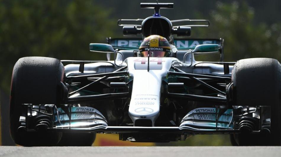 Hamilton vor Vettel im ersten Spa-Training - R