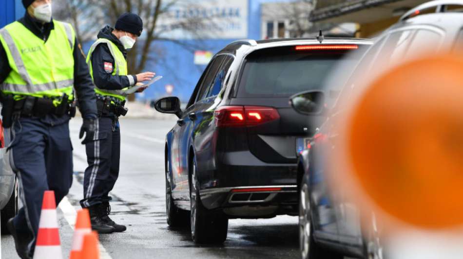 Ab Sonntag gelten harte Einreisebeschränkungen für Tschechien, Slowakei und Tirol