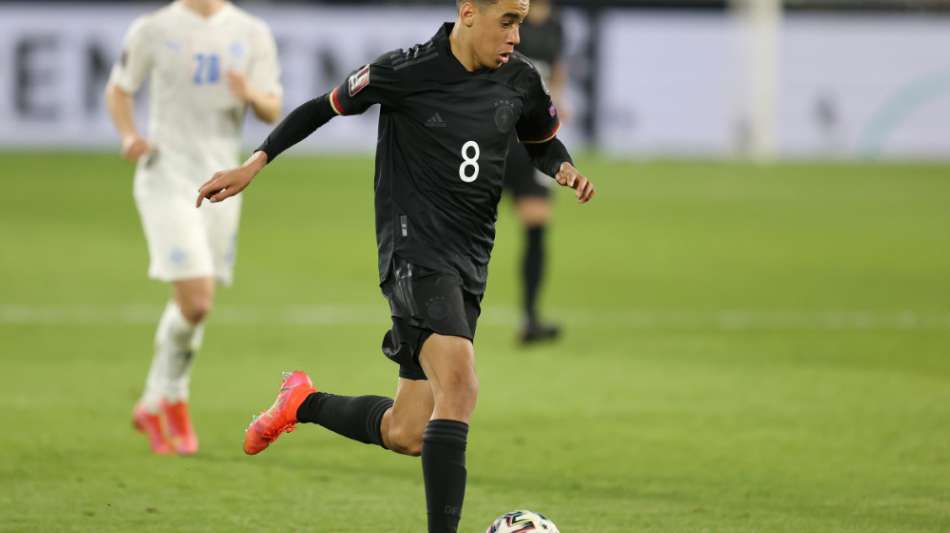 DFB-Deb&uuml;tant Musiala stolz: "Davon tr&auml;umt man"