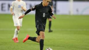 DFB-Deb&uuml;tant Musiala stolz: "Davon tr&auml;umt man"