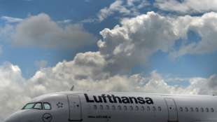 Lufthansa-Aktionäre stimmen Rettungspaket des Staates zu