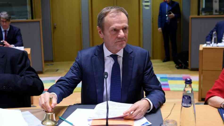 Tusk macht Brexit-Verschiebung von Annahme des Austrittsvertrags abhängig
