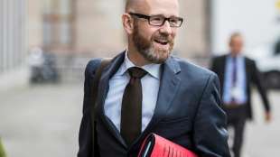 Fr&uuml;herer CDU-Generalsekret&auml;r Tauber kritisiert Umgang in CDU