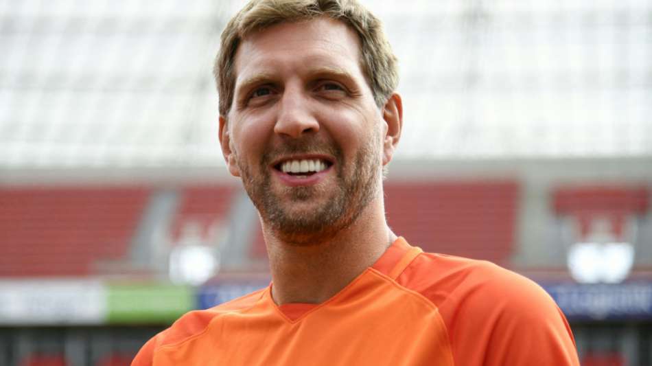 Nowitzki hat keine Zukunftspl&auml;ne: "In ein paar J&auml;hrchen zusammensetzen"