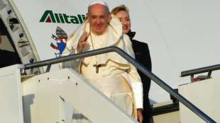 Papst Franziskus zu einwöchiger Afrika-Reise in Mosambik eingetroffen