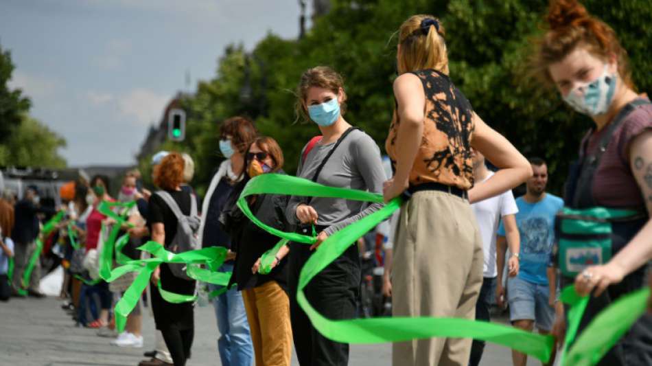 Breites Bündnis macht Front gegen Querdenker-Bewegung