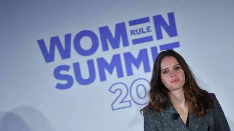 Felicity Jones würde gerne mal Theresa May spielen
