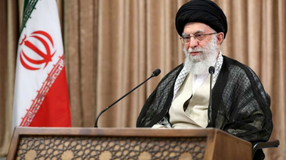 Chamenei verurteilt Kritik von Außenminister Sarif am Militär