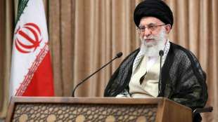 Chamenei verurteilt Kritik von Außenminister Sarif am Militär