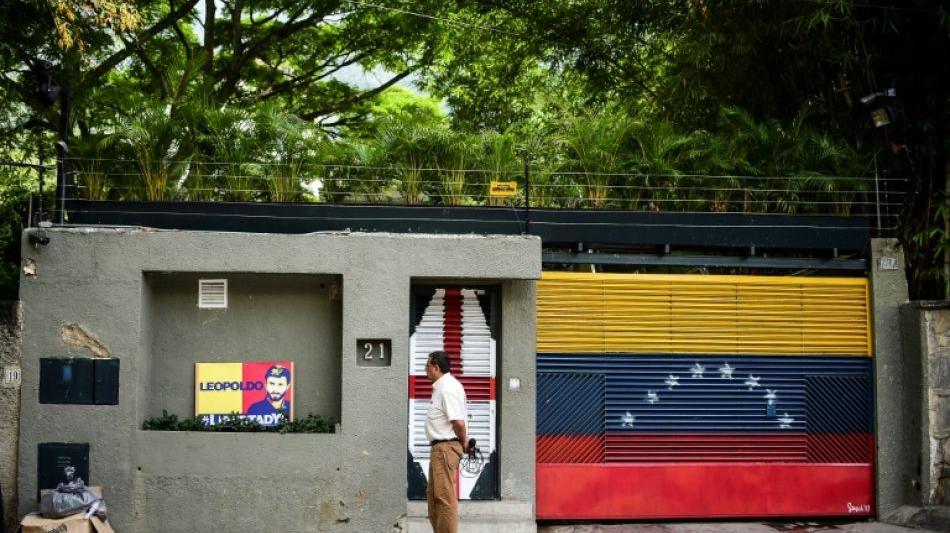 Venezuelas Oppositionsführer López in Hausarrest entlassen