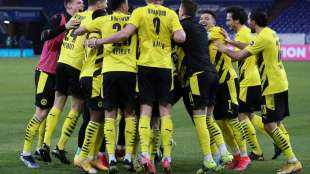 Corona-Verstoß nach Derbysieg: DFL verhängt Geldstrafe gegen Borussia Dortmund