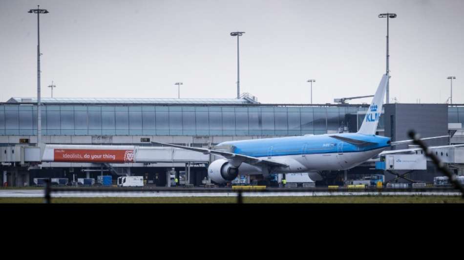 Niederländische Polizei nimmt Paar nach Flucht aus Quarantäne-Hotel fest