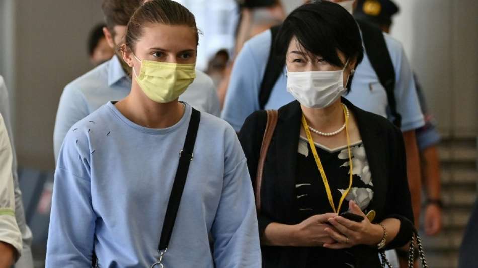 Belarussische Sportlerin verl&auml;sst Japan mit Flug nach Wien