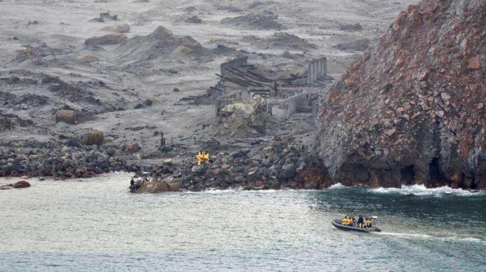 Taucher suchen vor neuseeländischer Vulkaninsel weiter nach Vermissten