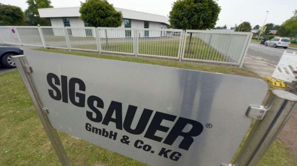 Drei Sig-Sauer-Manager wegen illegalen Waffenexports nach Kolumbien verurteilt 