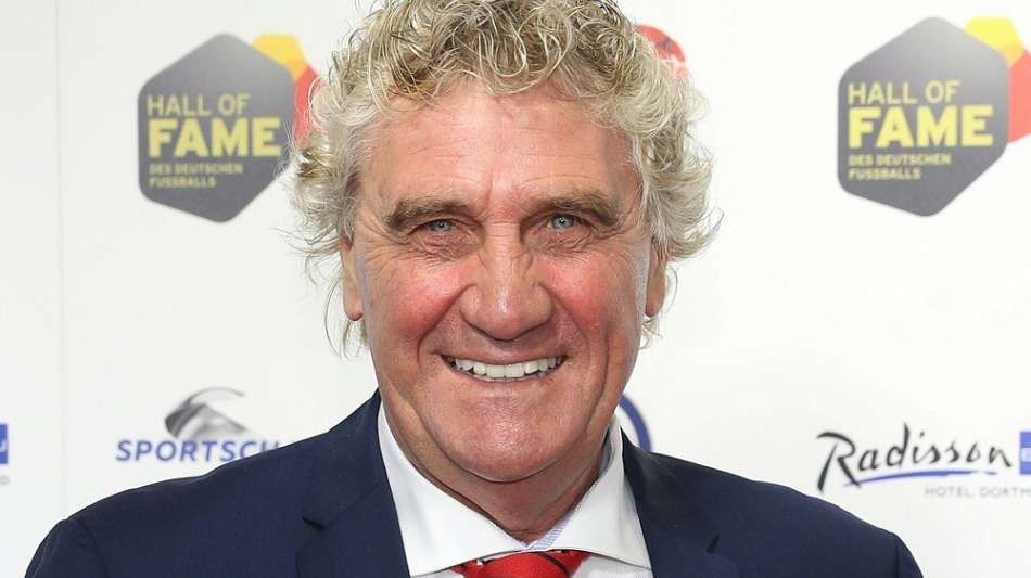 Ex-Bayern-Torh&uuml;ter Pfaff ver&ouml;ffentlicht Autobiografie