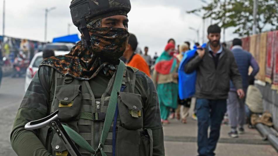 Indische Armee: Aufst&auml;ndische in Kaschmir erschie&szlig;en f&uuml;nf Soldaten