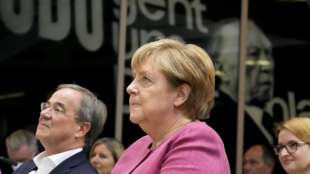 Merkel r&auml;umt Vers&auml;umnisse bei der Digitalisierung ein