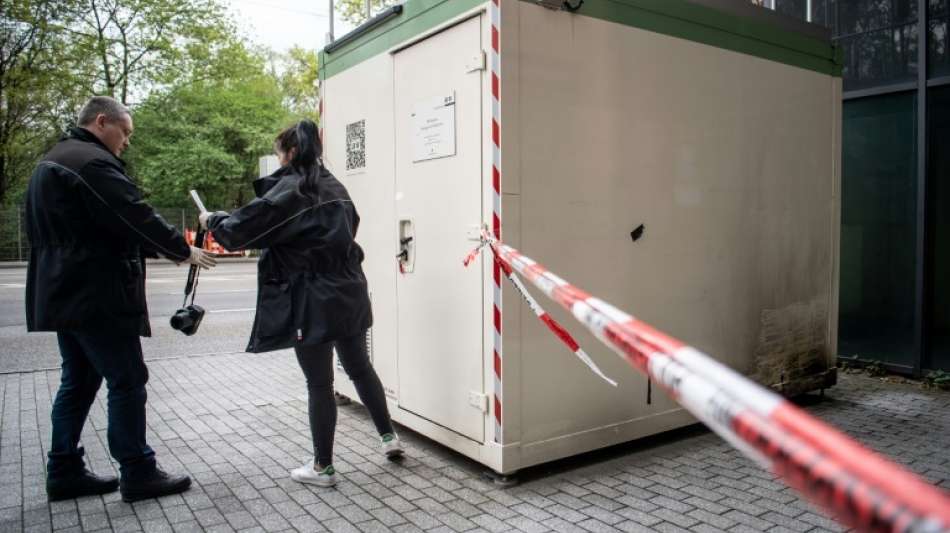 Unbekannte zünden Stuttgarter Messstelle für Luftverschmutzung an