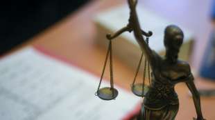 37-Jähriger wegen Kindesentführungen und Missbrauchs in Ulm vor Gericht