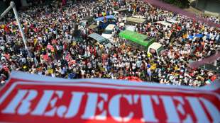 Hunderttausende Menschen protestieren erneut gegen Milit&auml;rherrschaft in Myanmar