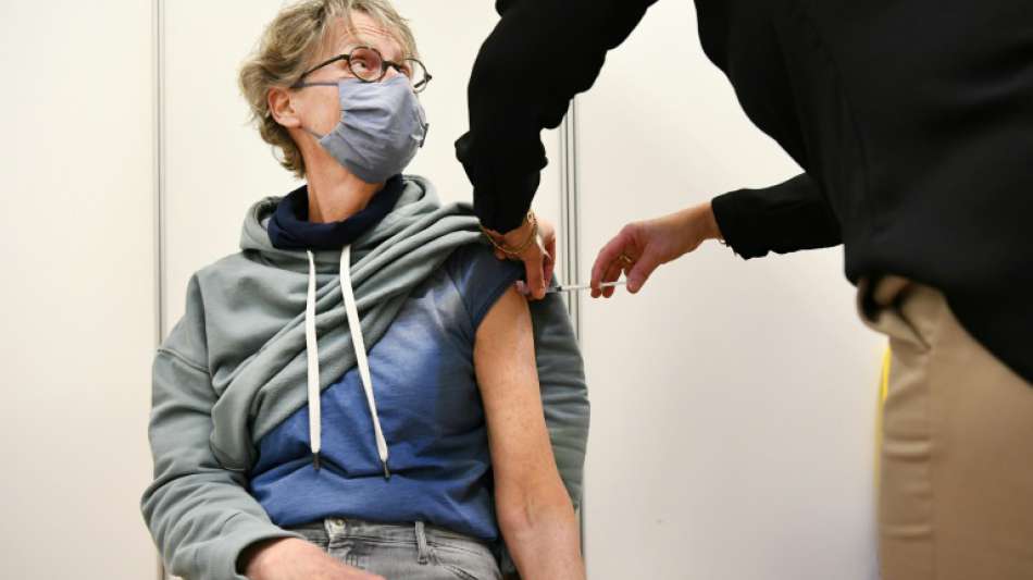 Umfrage: Vertrauen der Europ&auml;er in Corona-Impfstoff von Astrazeneca gesunken