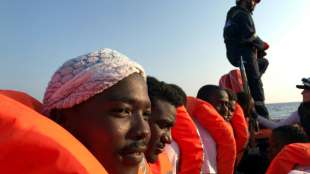 FDP wirft Seehofer Alleingang bei Verteilung von Bootsflüchtlingen vor