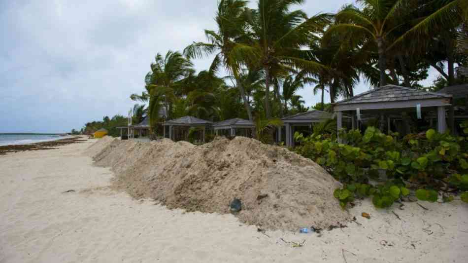 USA: Touristen verlassen Key West in Florida wegen Sturm "Irma"