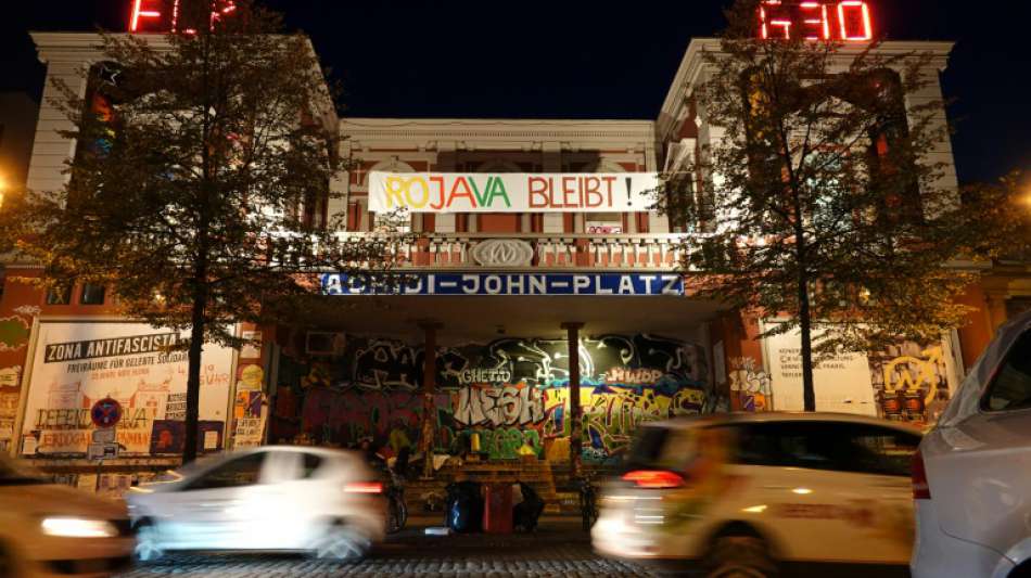 Pegida-Beschwerde gegen Mahnwachenverbot vor Roter Flora scheitert in Karlsruhe
