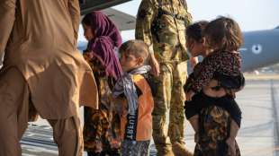 Gro&szlig;britannien warnt in Afghanistan verbliebene B&uuml;rger vor Fahrt zum Flughafen