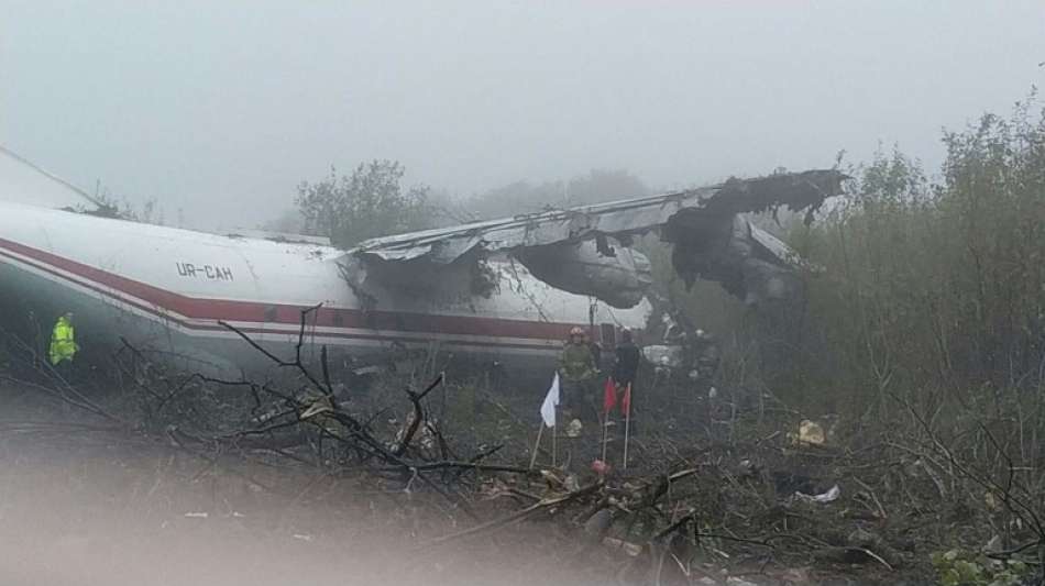 Fünf Menschen sterben bei Flugzeugabsturz in der Ukraine