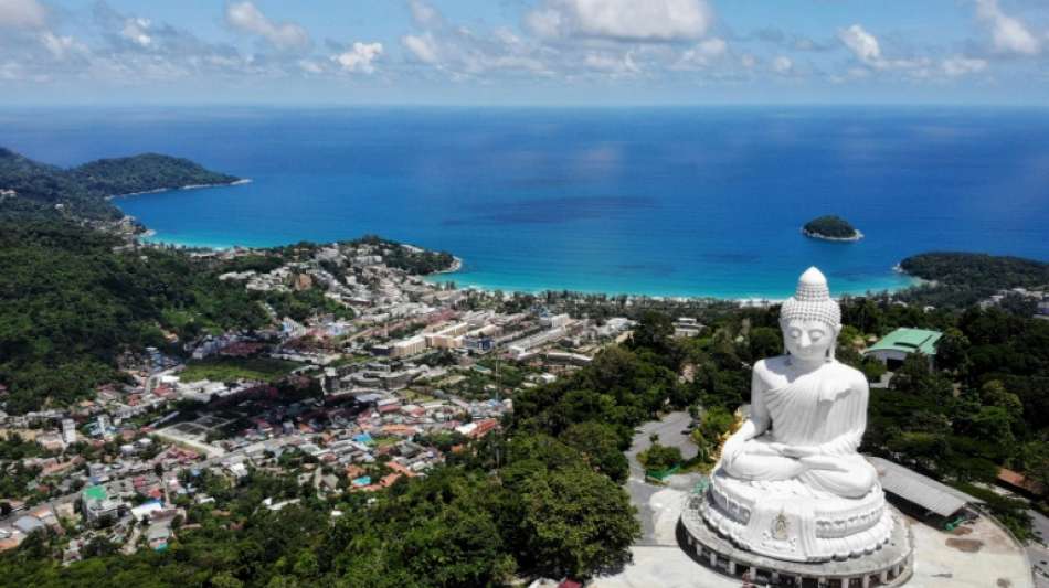 Urlaubsparadies Phuket f&uuml;r alle voll geimpften Urlauber wieder freigegeben
