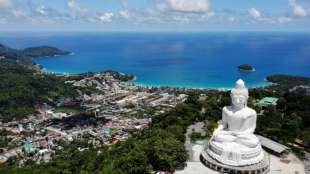 Urlaubsparadies Phuket f&uuml;r alle voll geimpften Urlauber wieder freigegeben