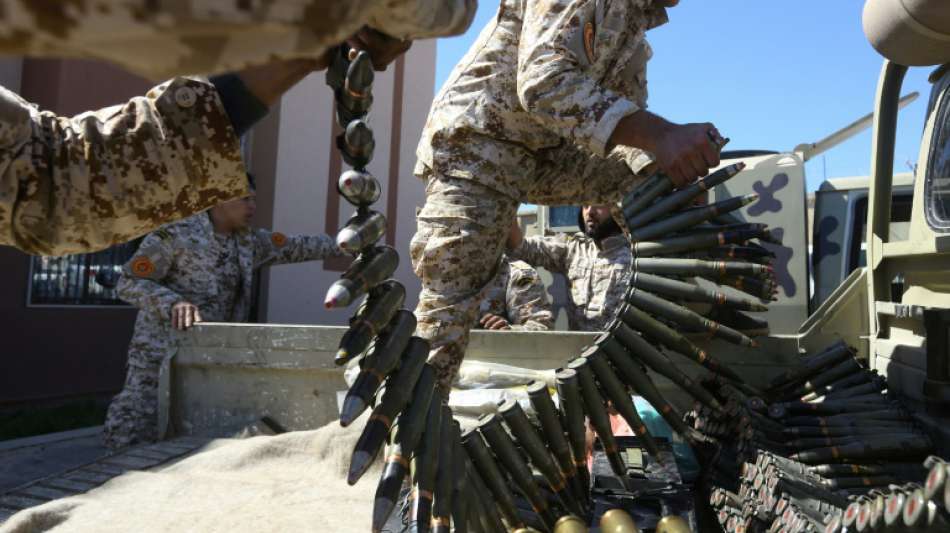 Gegnerische Seiten in Libyen kündigen Waffenruhe und baldige Wahlen an