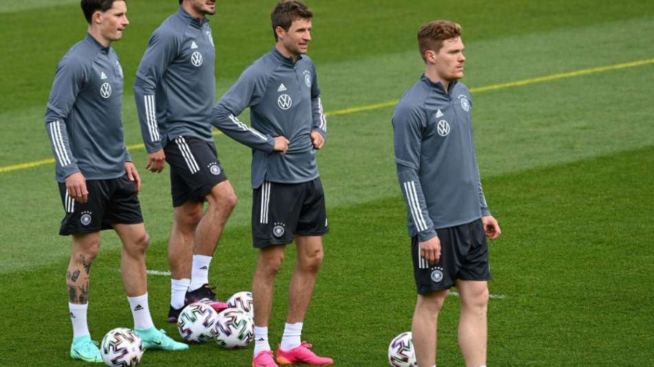 Hummels und Koch werben für Blutspenden