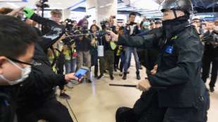 Erstmals seit drei Wochen wieder Ausschreitungen bei Protesten in Hongkong