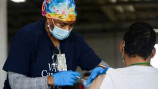 H&auml;lfte aller Erwachsenen in den USA mindestens einmal gegen Corona geimpft