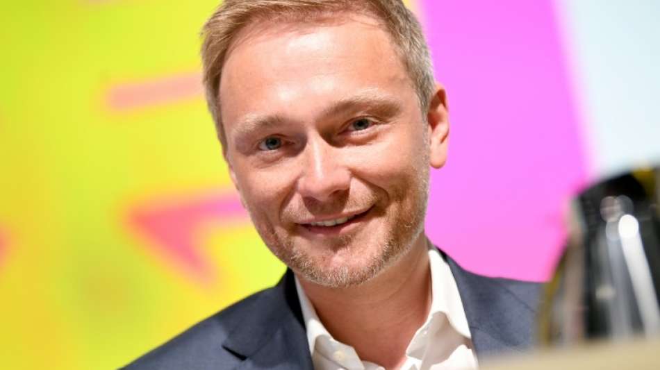 Lindner startet Parteitagsrede auf chinesisch